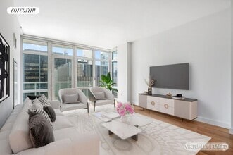 Building Photo - 555 W 59th St