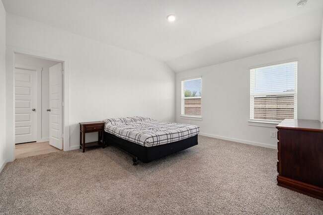 Foto del edificio - 3435 Langley Bnd Ln