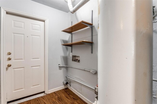 Building Photo - 2212 Lanier Dr