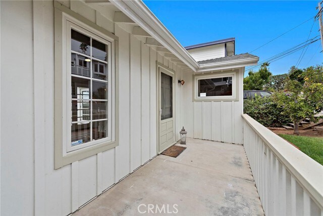 Building Photo - 31907 Crestwood Pl