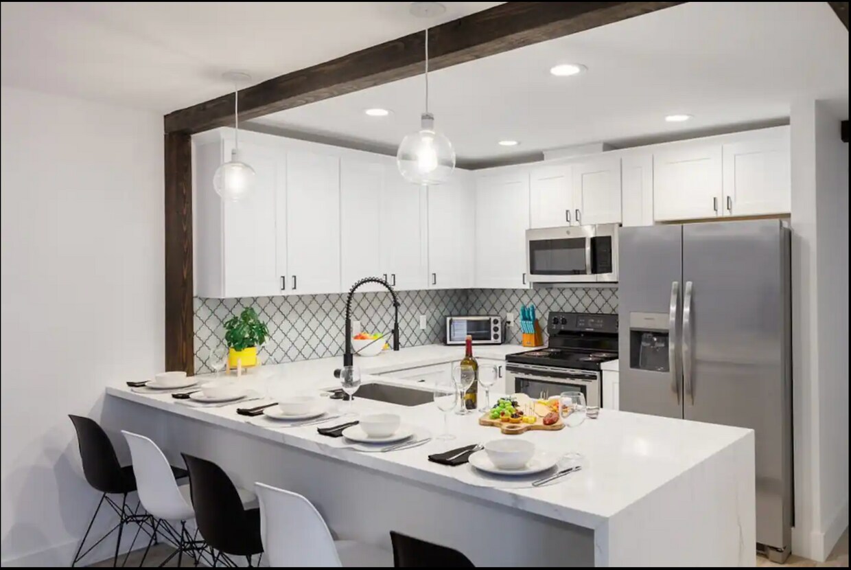 Foto principal - 7834 E Glenrosa Ave