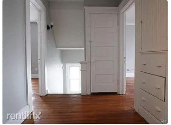 Building Photo - 2472 Concord Ave