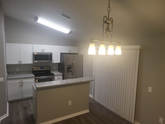 Building Photo - 13511 Padron Ct