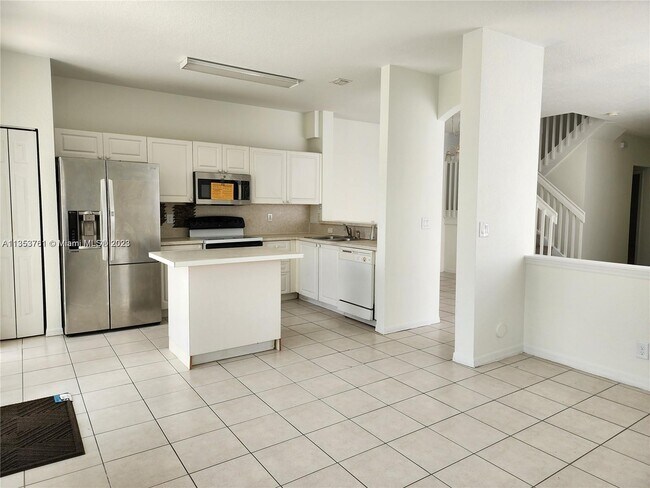 Building Photo - 3971 NW 91st Terrace