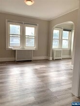 Building Photo - 767 6th St