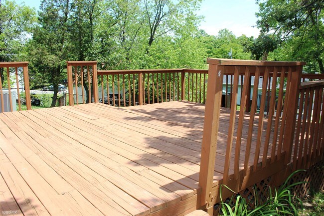 Foto del edificio - 7702 Tollbridge Ct