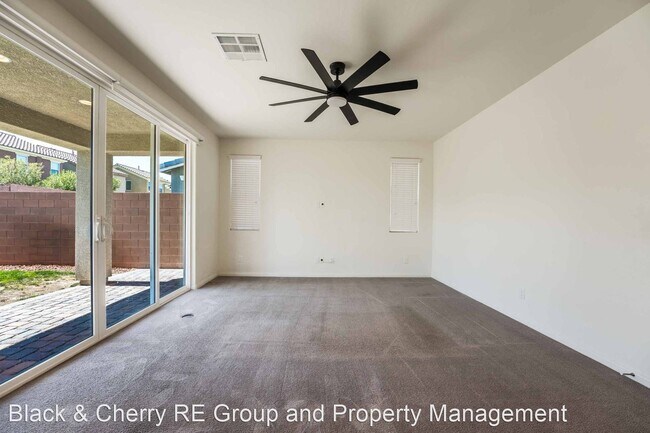 Building Photo - 3 br, 2.5 bath House - 9461 Isla Less Ave