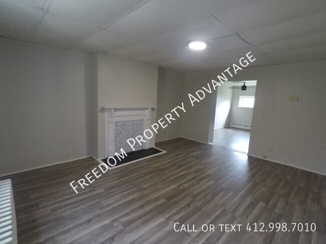 Building Photo - 104 Mill St - Verona