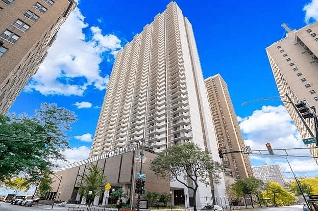 Foto del edificio - 6033 N Sheridan Rd
