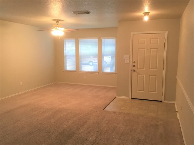 Foto del edificio - 10423 Manor Crk