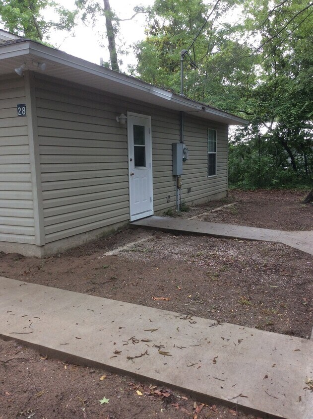 Primary Photo - 2 Bedroom House in Wakulla Gardens