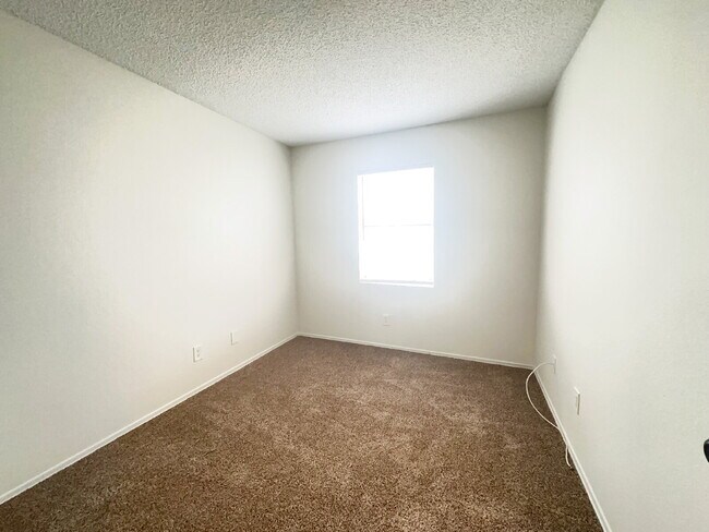 Foto del edificio - Bright and functional 2-bedroom, 2-bath Condo