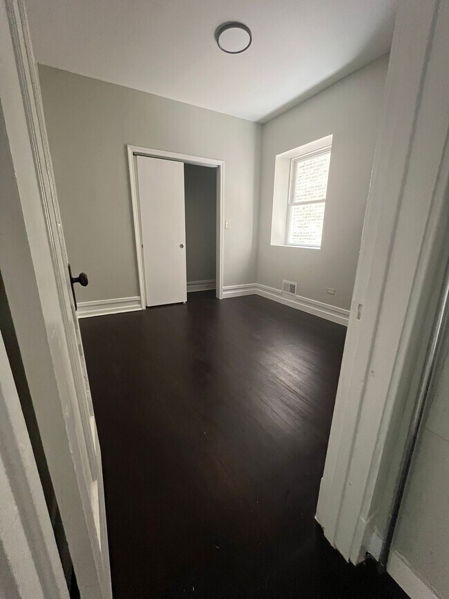 Foto del edificio - 4836 W Fletcher St