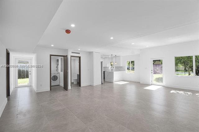 Building Photo - 7902 SW 67th Ave