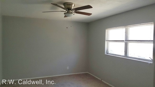 Building Photo - 1 br, 1 bath Apartment - 6266 1st Ave S, #26