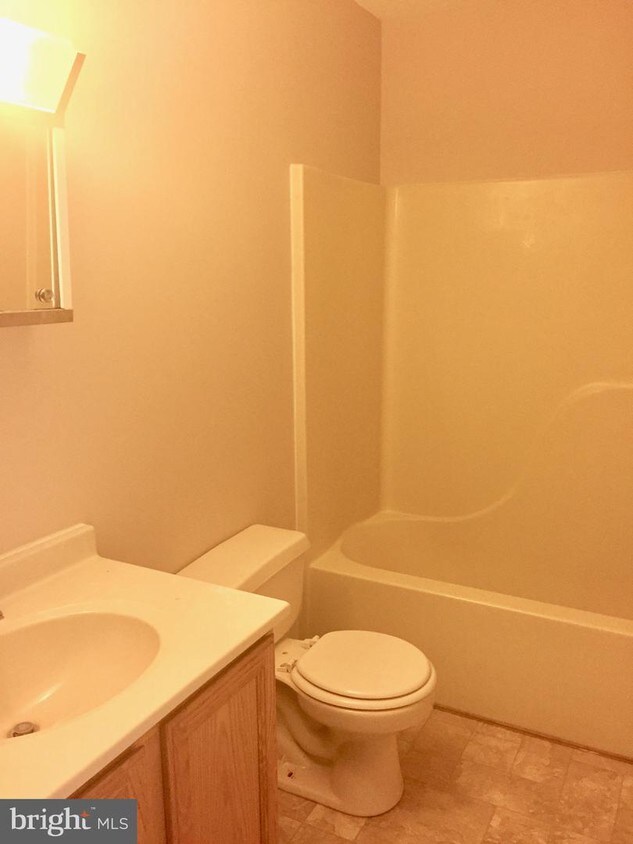 26 Ardsley Cir, Dover, DE 19904 House Rental in Dover, DE