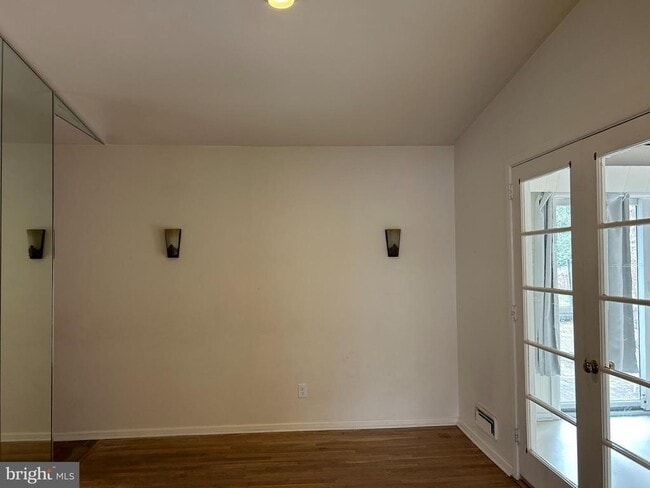 Building Photo - 14 Forester Dr