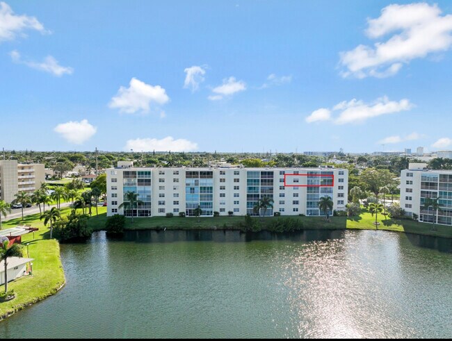 Exterior Rear - 141 SE 3rd Ave