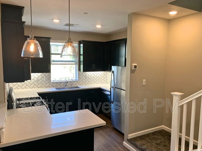 Building Photo - 446 Blythewood Pl