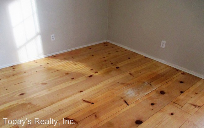 Foto del edificio - 3 br, 2 bath House - 1725 W. Kentucky Street