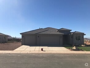 Building Photo - 922 E 3950 S