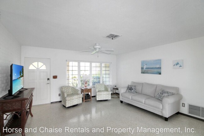 Foto del edificio - 2 br, 2 bath House - 324 E Seminole Dr