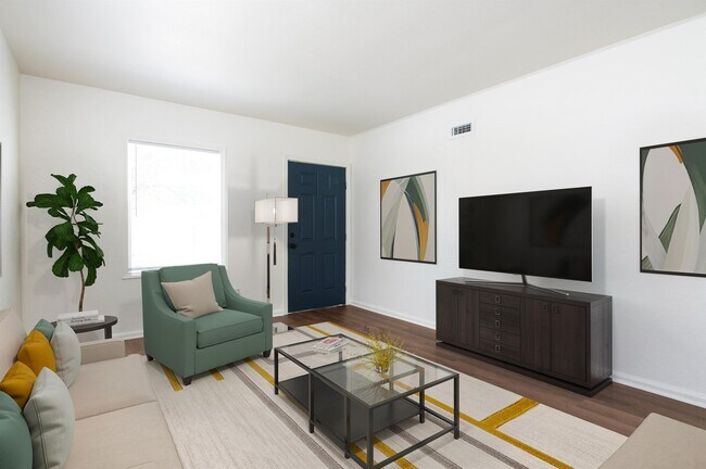 Foto del edificio - 736-742 Sylvan Ln