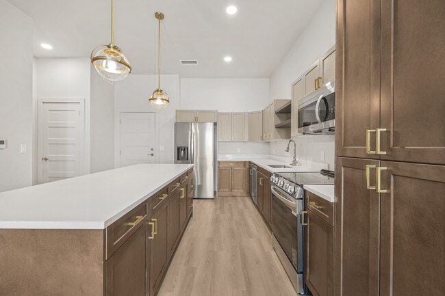 Building Photo - The Reverie at Taylors Crossing