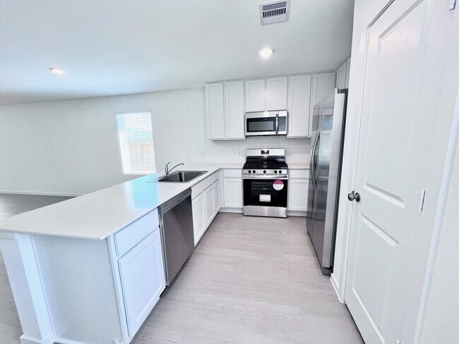 Foto del edificio - 1392 Diamond Carnation Dr