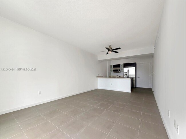 Foto del edificio - 333 NE 24th St