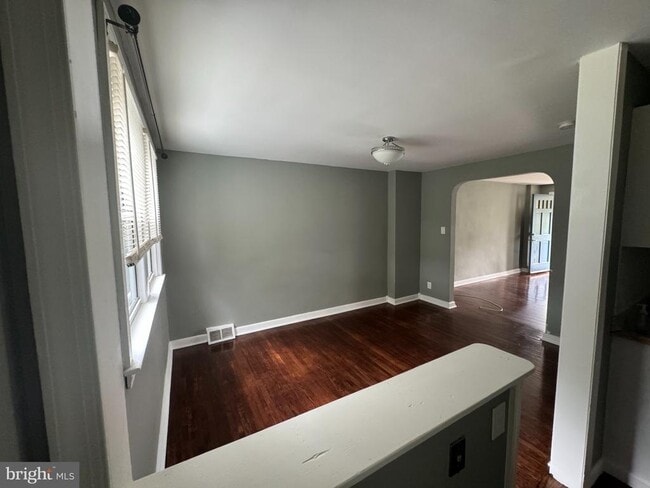 Building Photo - 3821 Berkley Ave