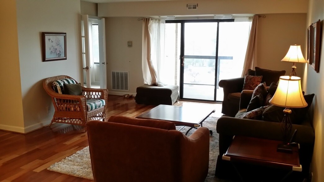 205 Yoakum Pky, Alexandria, VA 22304 Apartments in Alexandria, VA