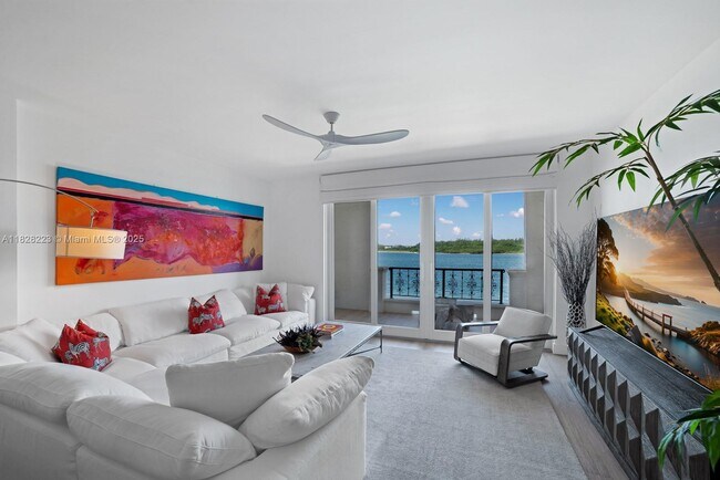 Foto del edificio - 2424 Fisher Island Dr