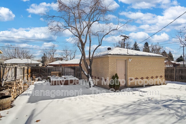 Foto del edificio - 2702 Meade St