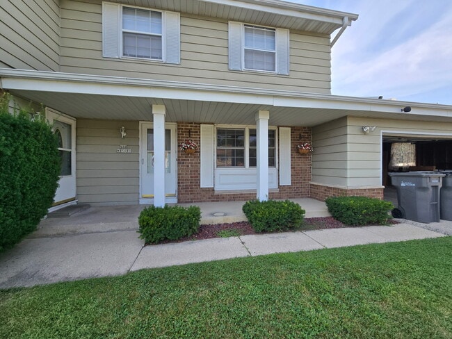 Building Photo - S69W15010 Cornell Cir