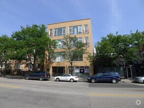Building Photo - 1038 E 47th St