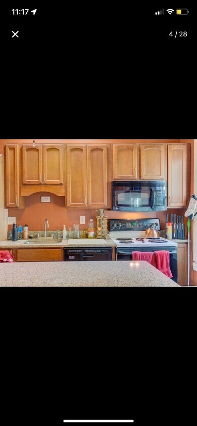 Kitchen - 43 Imperial Ave