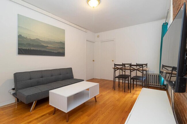 Foto del edificio - 1815 2nd Ave