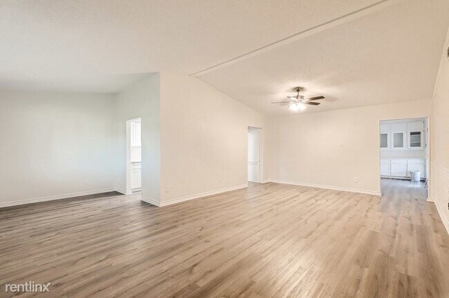 Building Photo - 3 br, 2 bath House - 1103 Pacific Drive