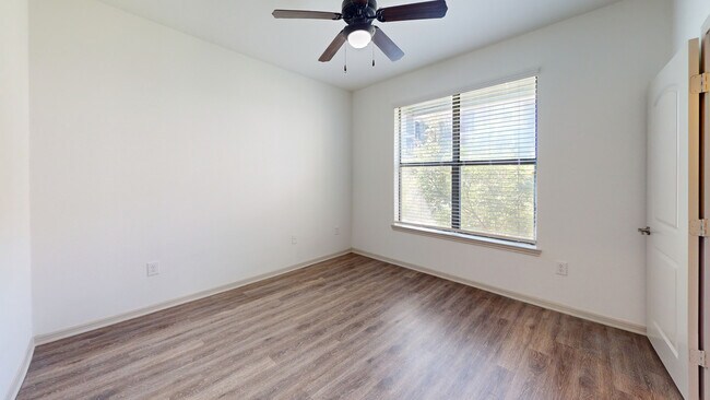 Interior Photo - Cool Springs at Frisco Bridges
