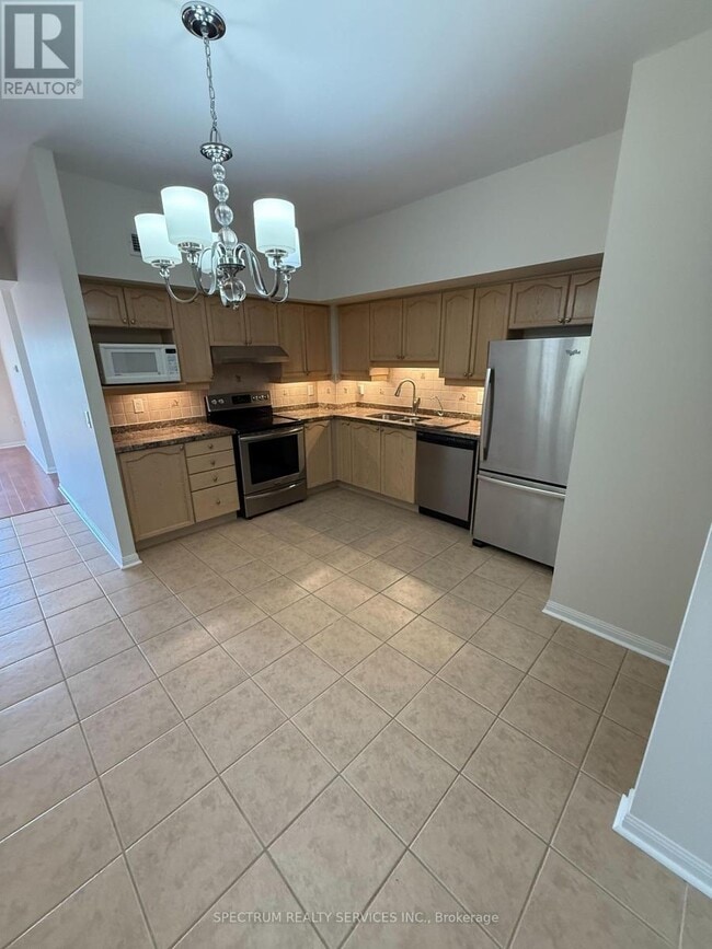 Photo du bâtiment - 2500 Rutherford Rd