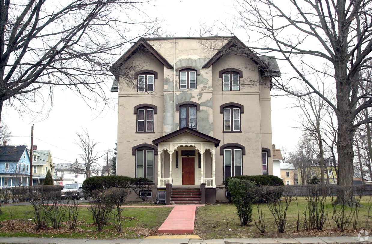 Primary Photo - 70 Washington Ave