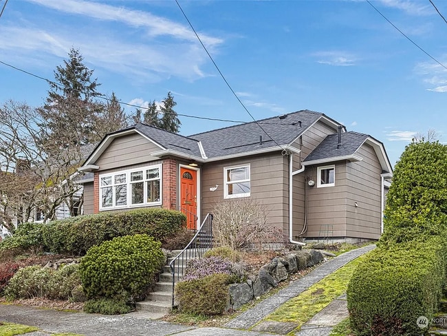 Photo - 538 NE 81st St House