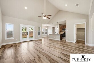 Building Photo - 8009 Bangor Dr