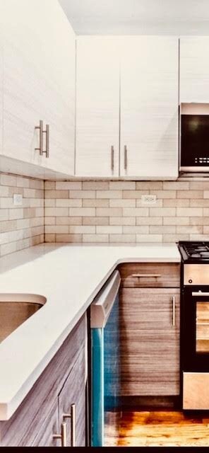 Foto del edificio - 172 Vernon Ave