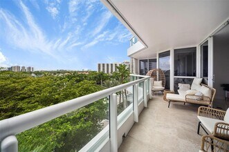 Building Photo - 21205 Yacht Club Dr
