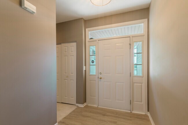 Foto del edificio - 12220 Peartree Way