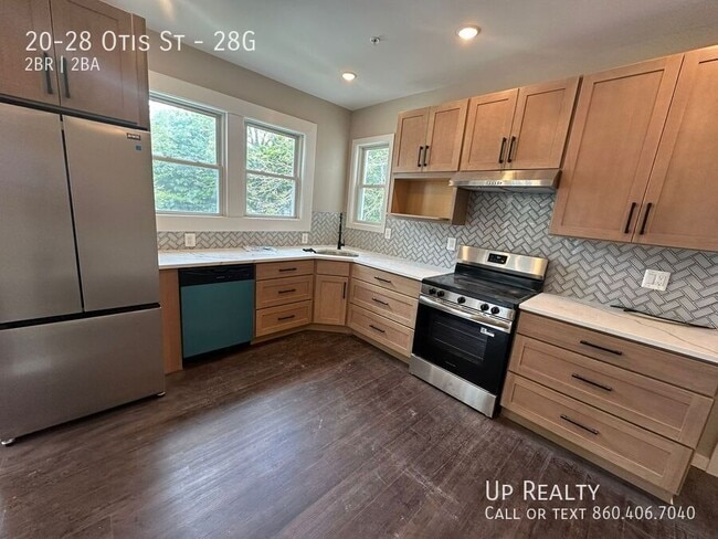 20-28 Otis St-28G - 20-28 Otis St-28G Apartment
