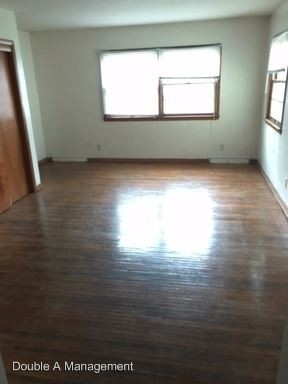 Foto principal - 2 br, 1 bath Apartment - 141-143 Western Ave