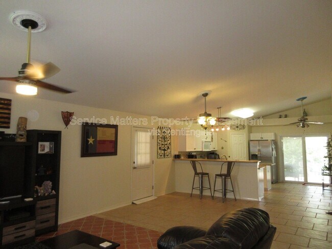 Foto del edificio - 4123 Spinnaker Pl